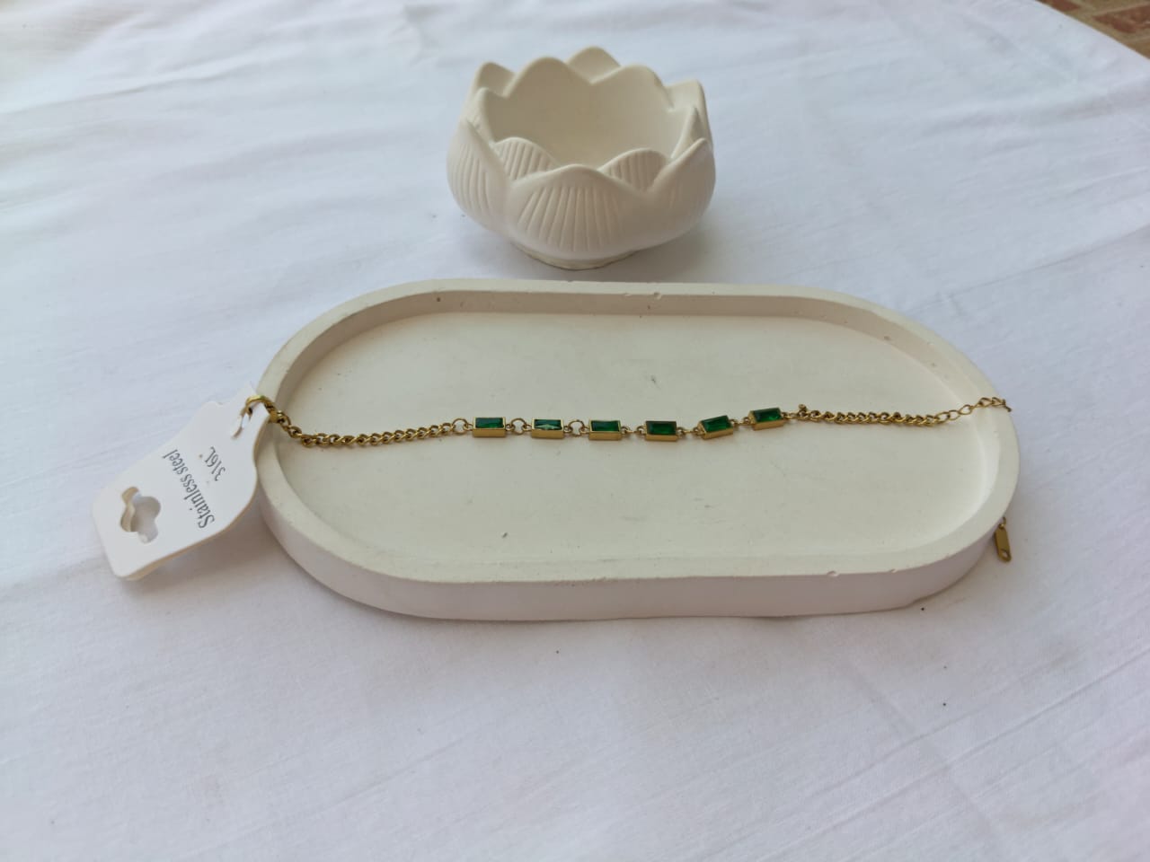 Elegant Emerald Green Stainless Steel Link Chain Bracelet (Gold Plated, 316L)