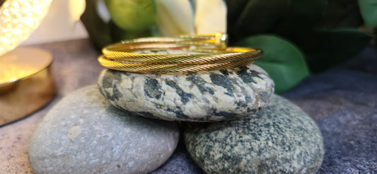 Classic Twisted Gold Cable Handcuff