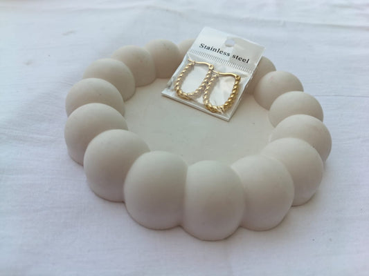 Chic Twisted Oval Hoop Stainless Steel Earrings